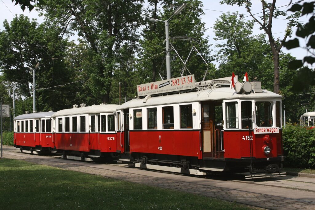 Das Bild zeigt ihn bei einem Einsatz in der Endstelle Prater Hauptallee im Mai 2008 (Foto: Christian Peschl).